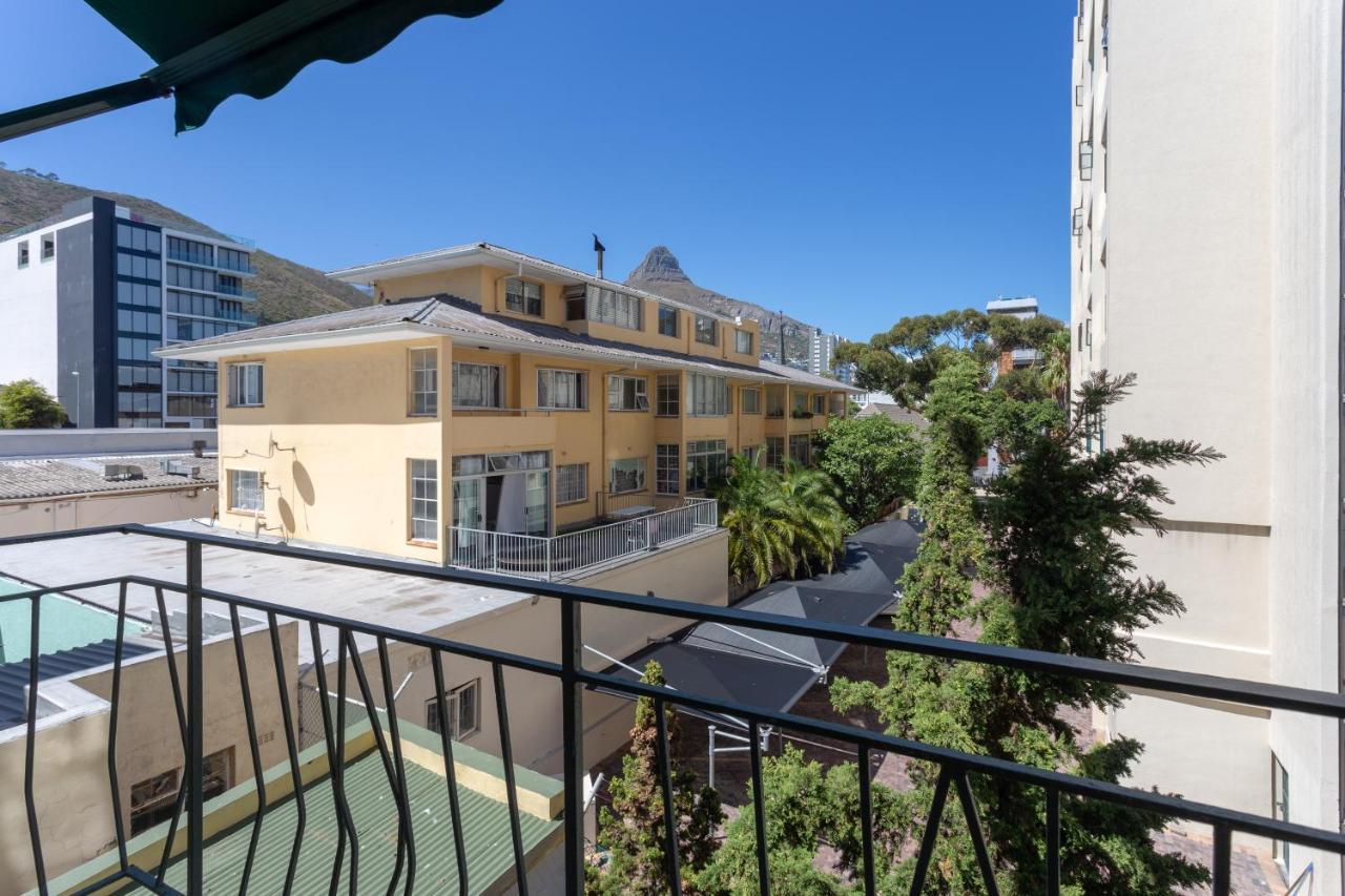 Cosy And Classy Sea Point Apartment ケープタウン エクステリア 写真