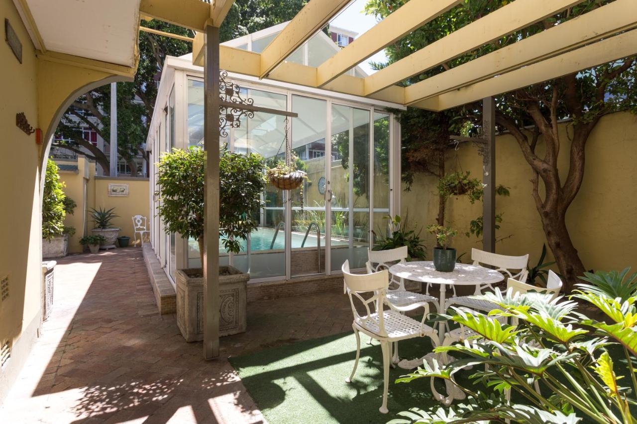 Cosy And Classy Sea Point Apartment ケープタウン エクステリア 写真